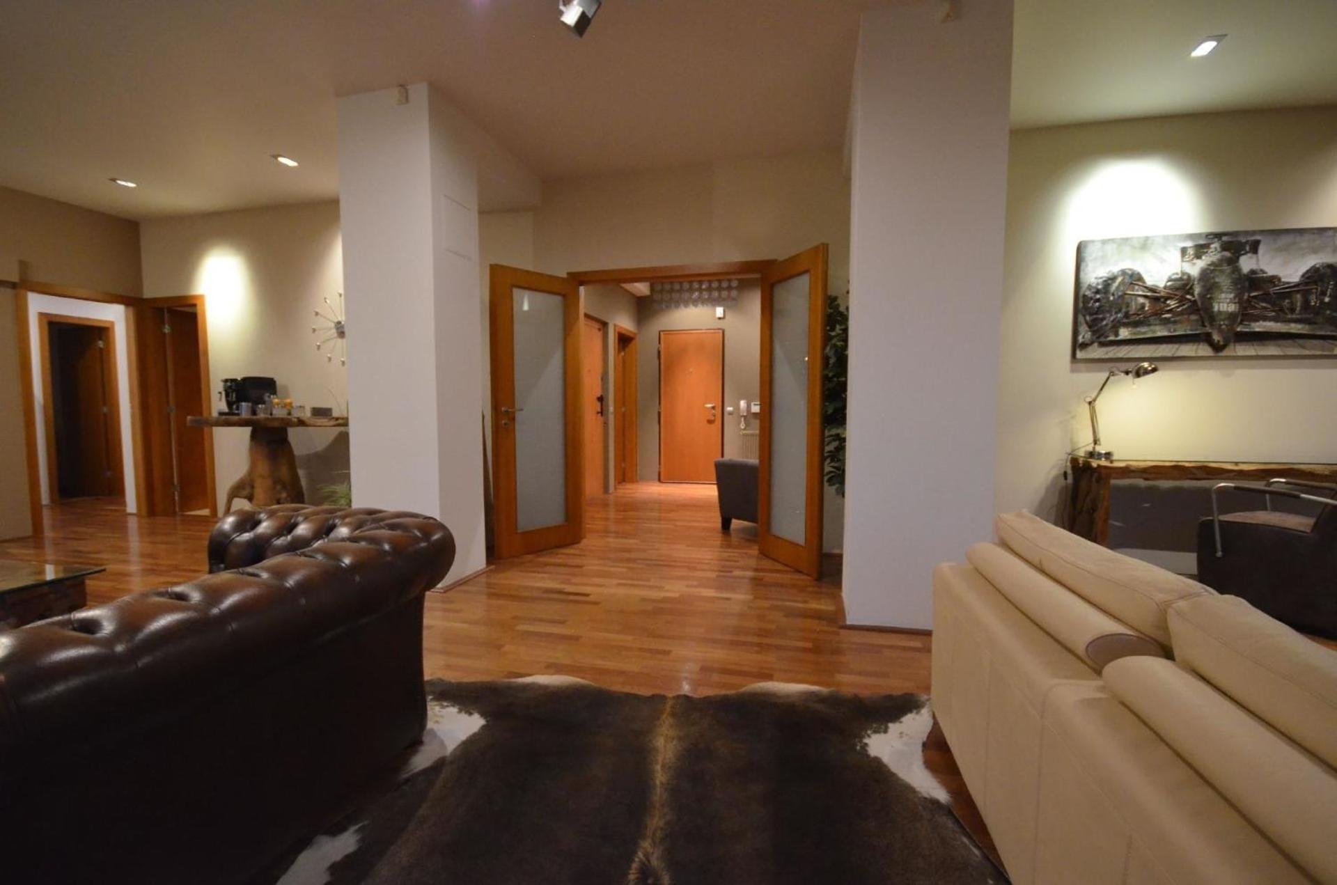 Gemuetliches Fuer 8 Personen In Appartement Prague
